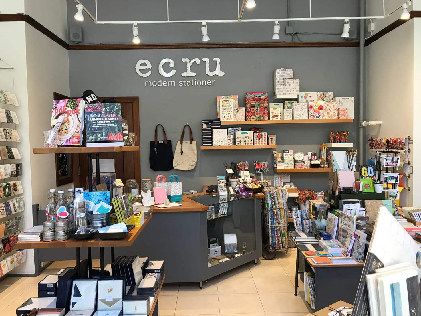 Ecru Modern Stationer