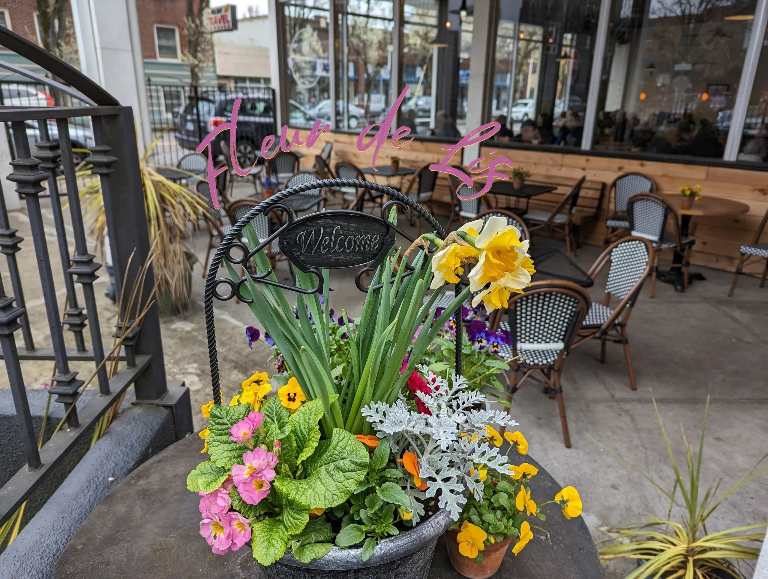 Fleur De Lis Bakery and Cafe